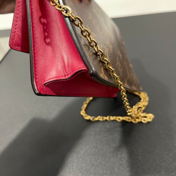 Louis Vuitton Monogram Fiore Wallet on Chain (JB1289) - Picture 7 of 14